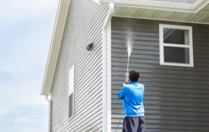 Understanding PSI and GPM: How Much PSI to Pressure Wash a House Safely?